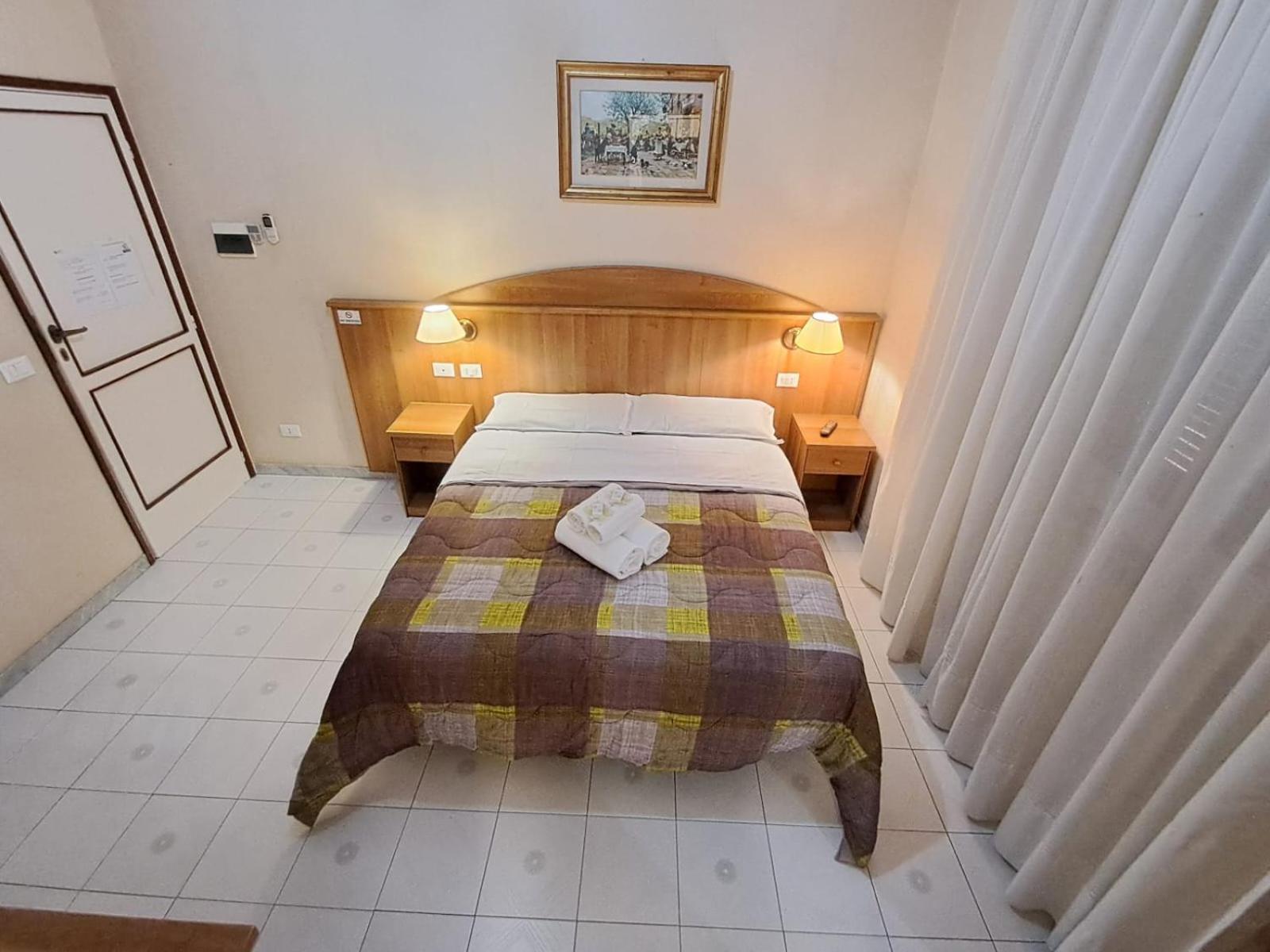 Nahid Accommodation Ρώμη Εξωτερικό φωτογραφία